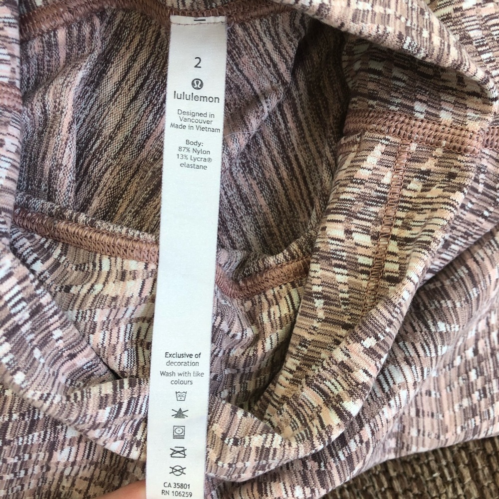 Lululemon Legging - Picture 8 of 8